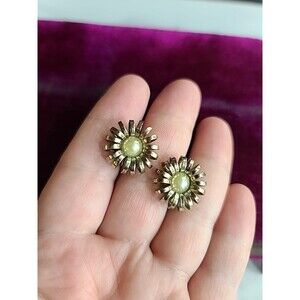 Faux Pearl Floral Screwback Earrings Vintage